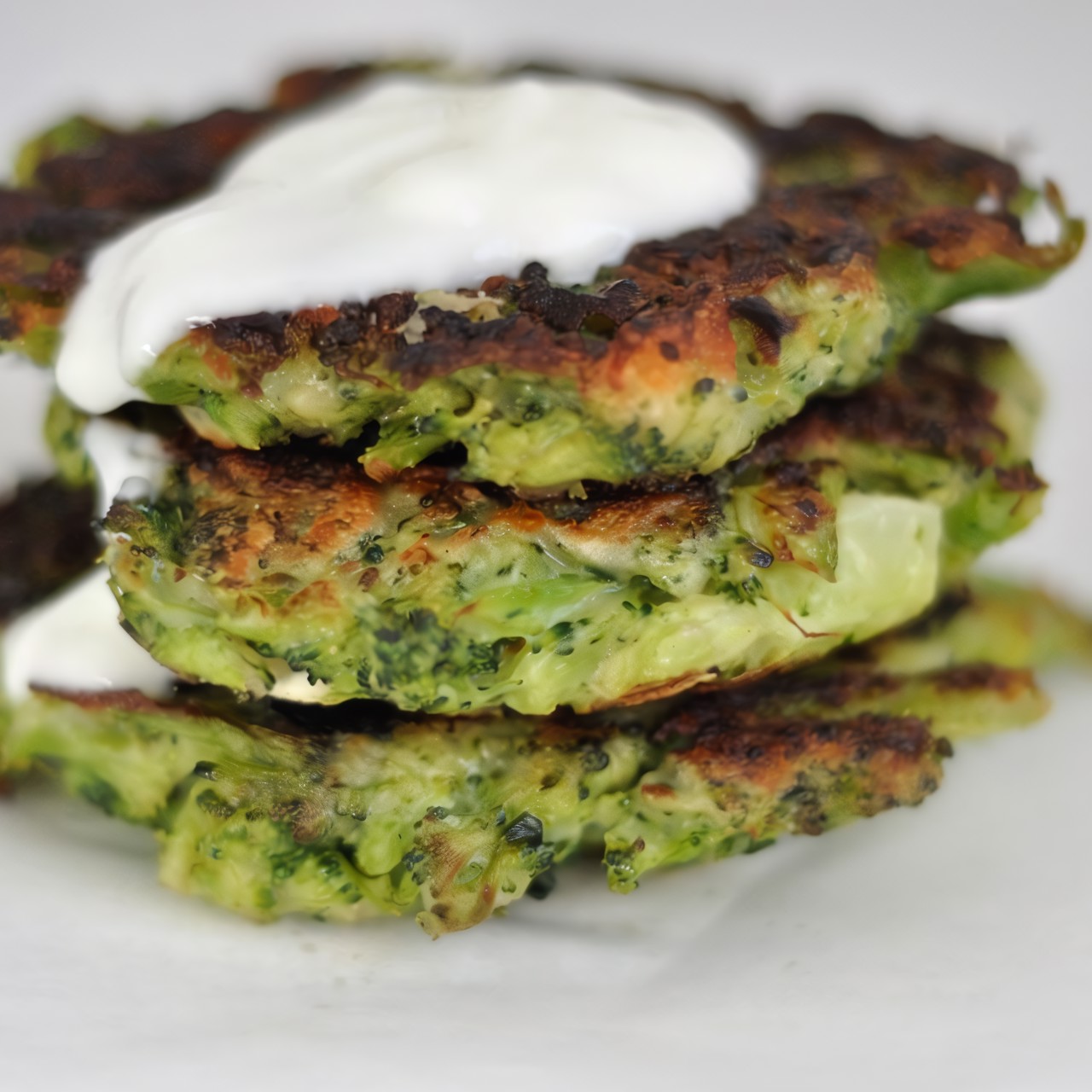 Оладьи из брокколи с сыром