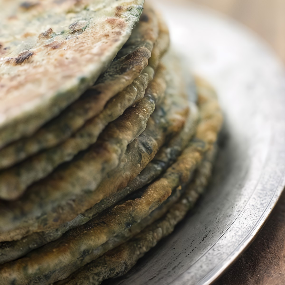 Оладьи из шпината и нута по-индийски