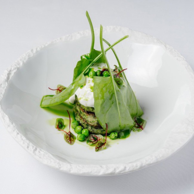 Оладьи из зеленых овощей с кокосовым кремом