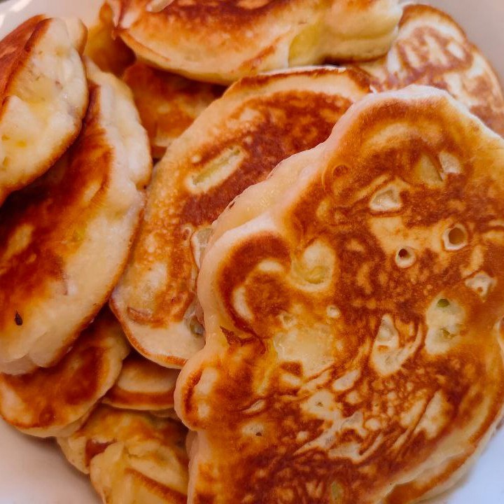 Оладьи с яблоком