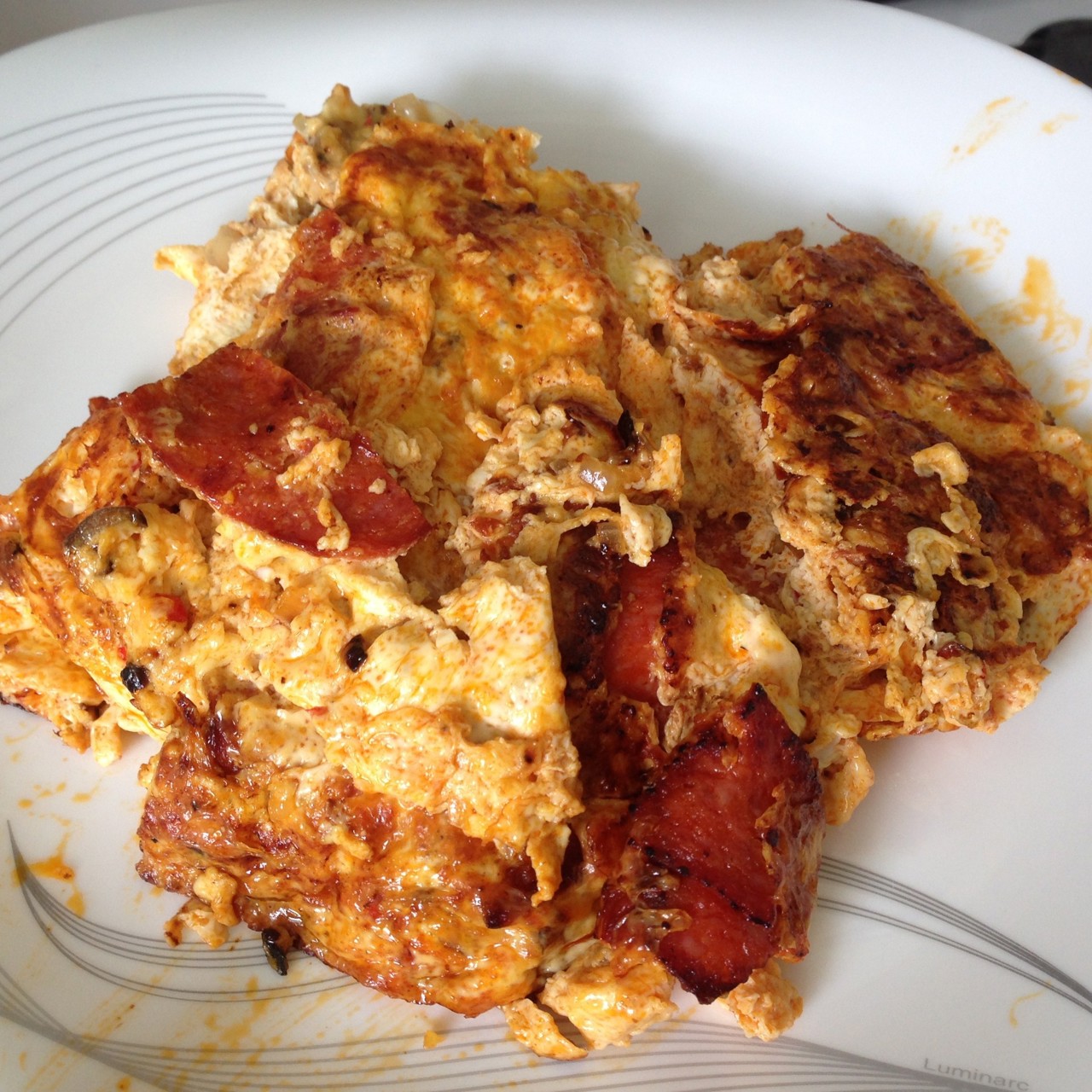 Омлет с чоризо и красным перцем