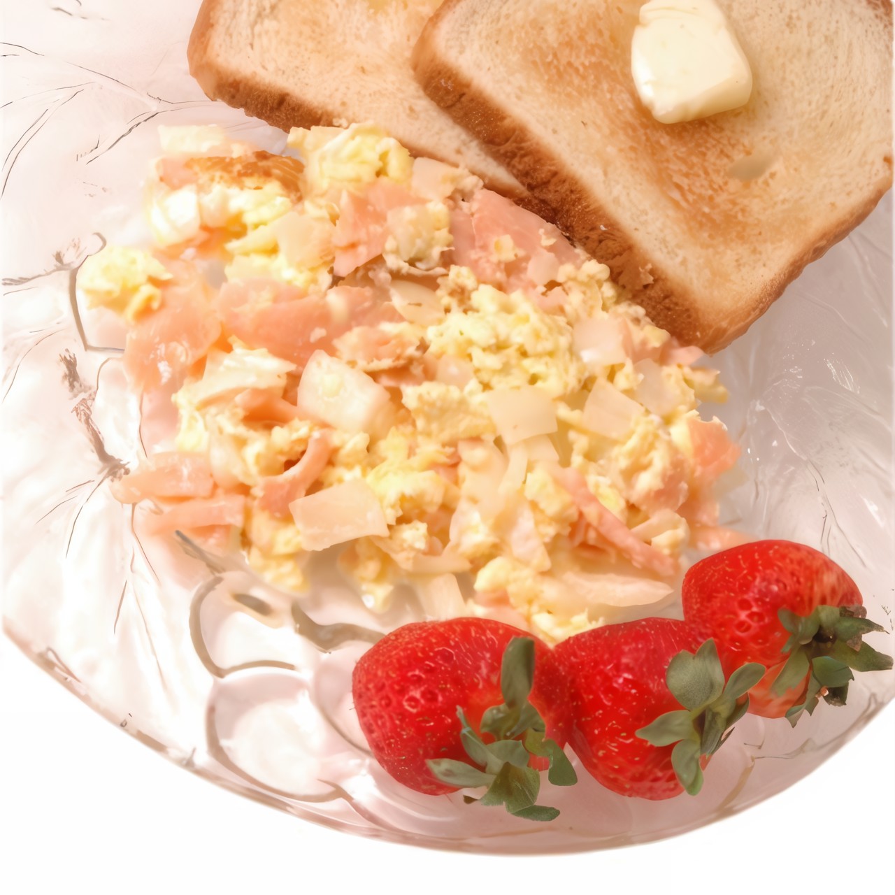 Омлет с копченым лососем, мацой и укропом