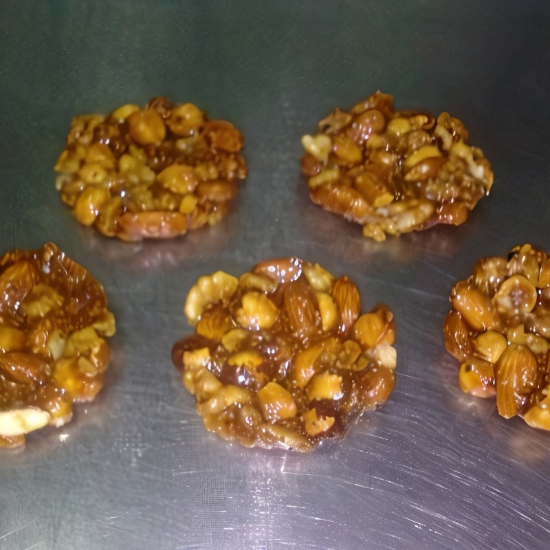 Орехи в карамели