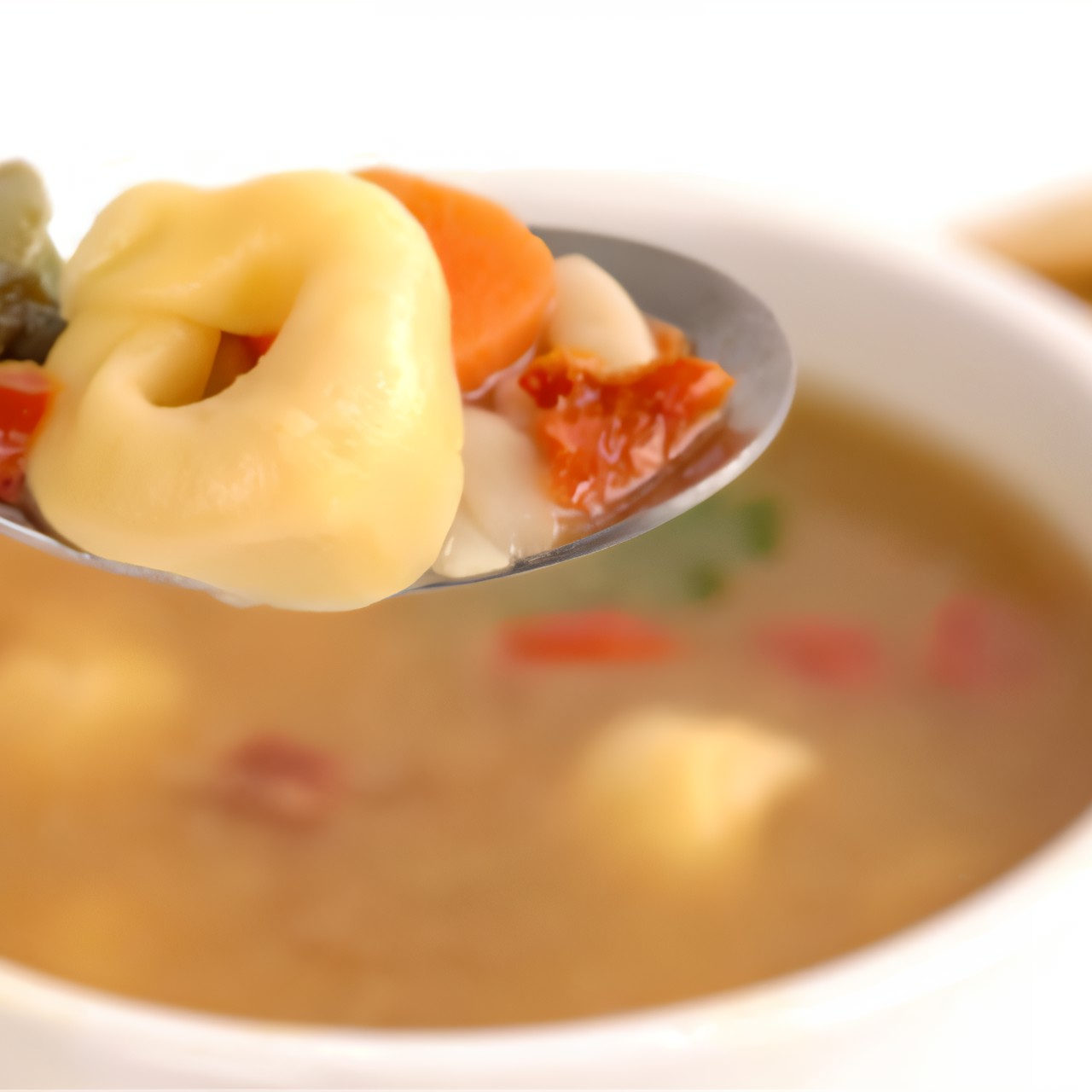 Овощной суп с тортеллини