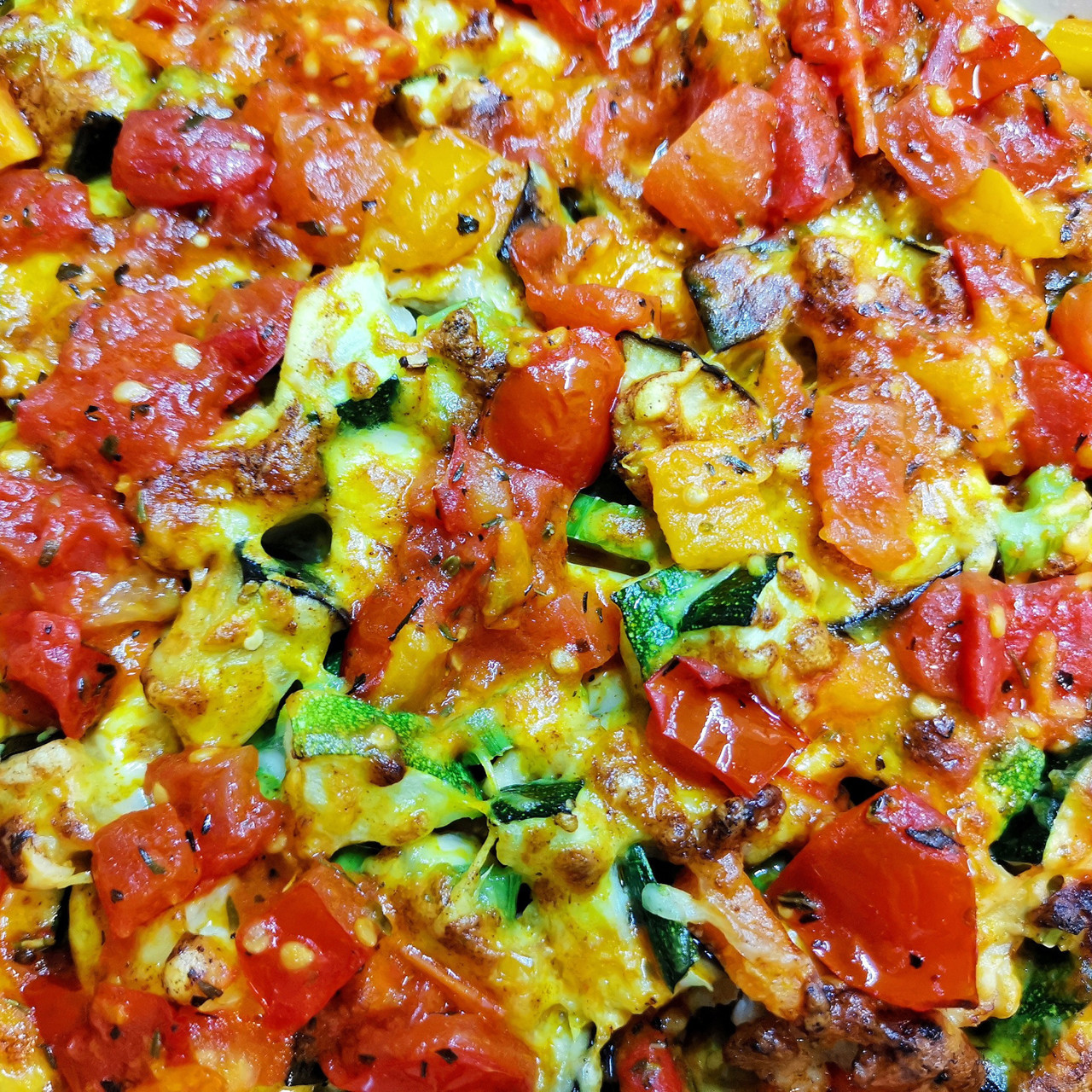 Овощное рагу с беконом и сливками