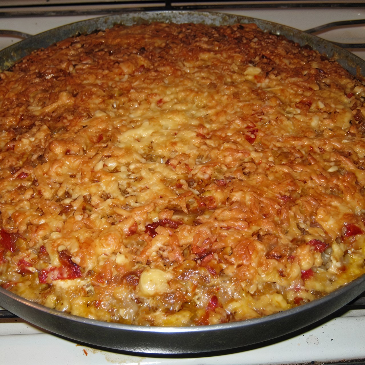 Овощное ассорти с мясом, рисом и сыром