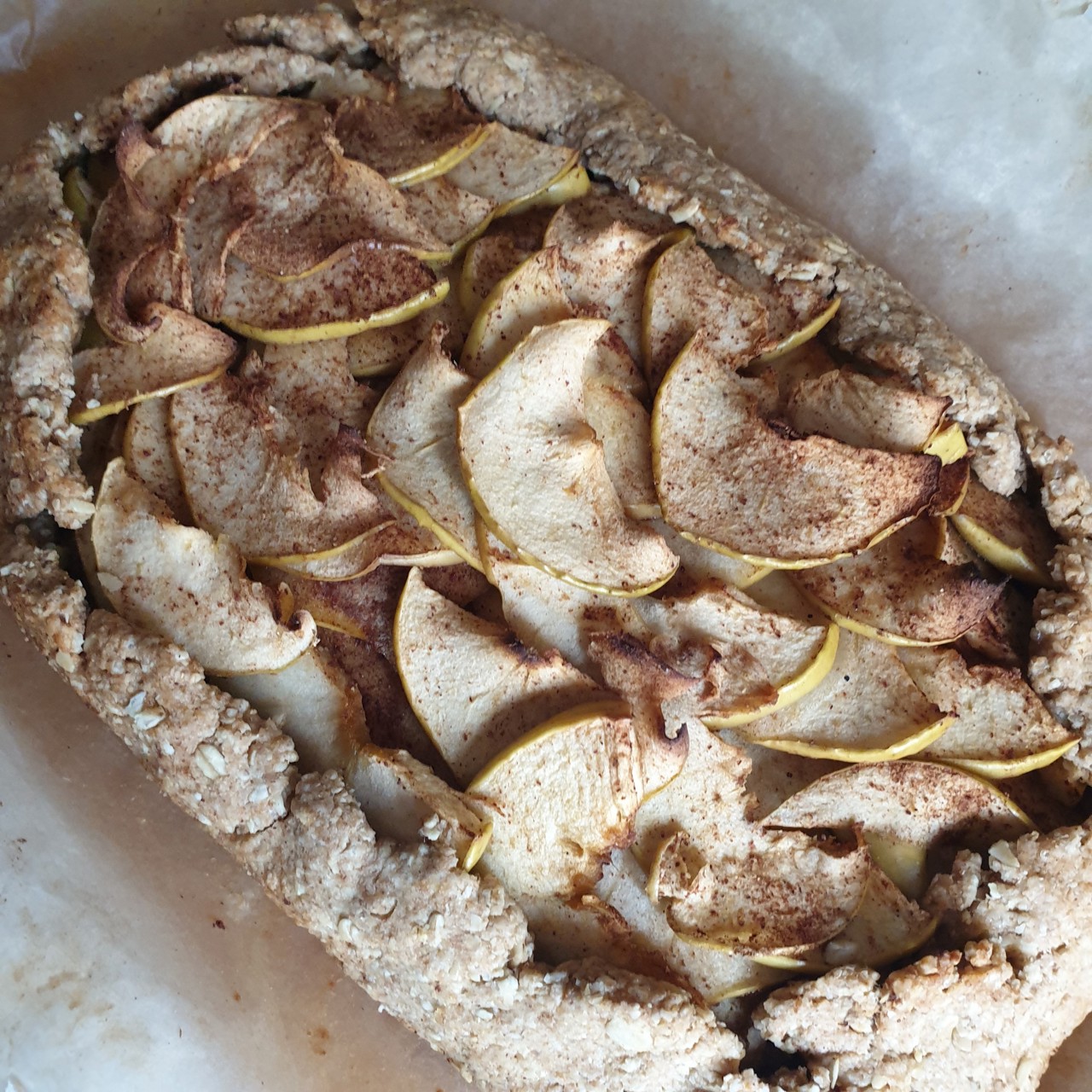 Овсяная галета с яблоками