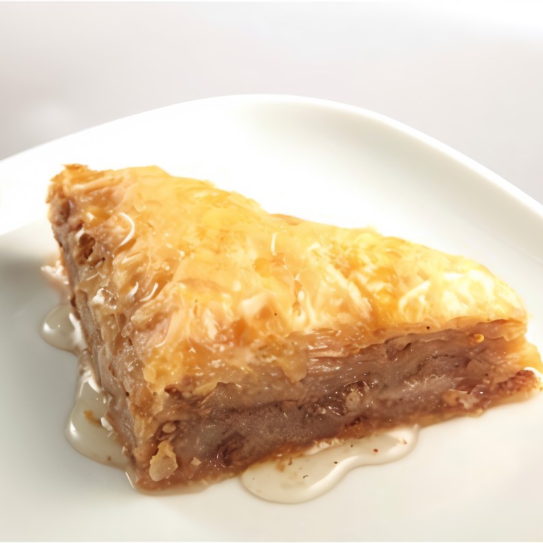 Пахлава с медом, грецкими орехами и кардамоном