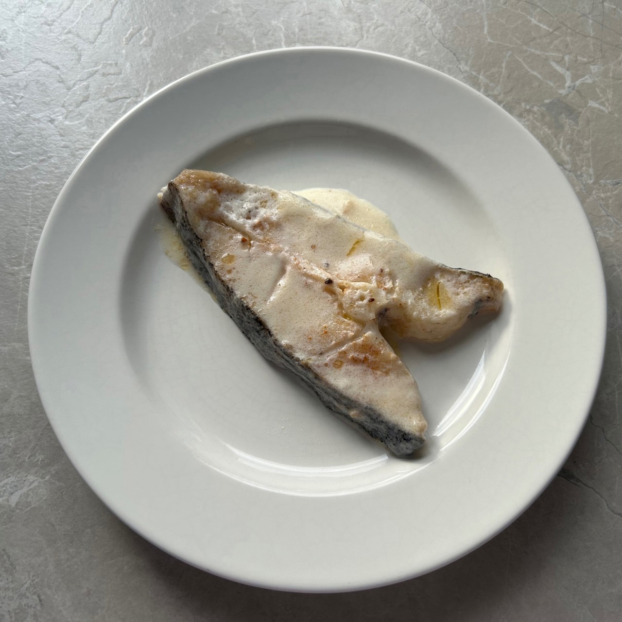 Палтус в сметанном соусе