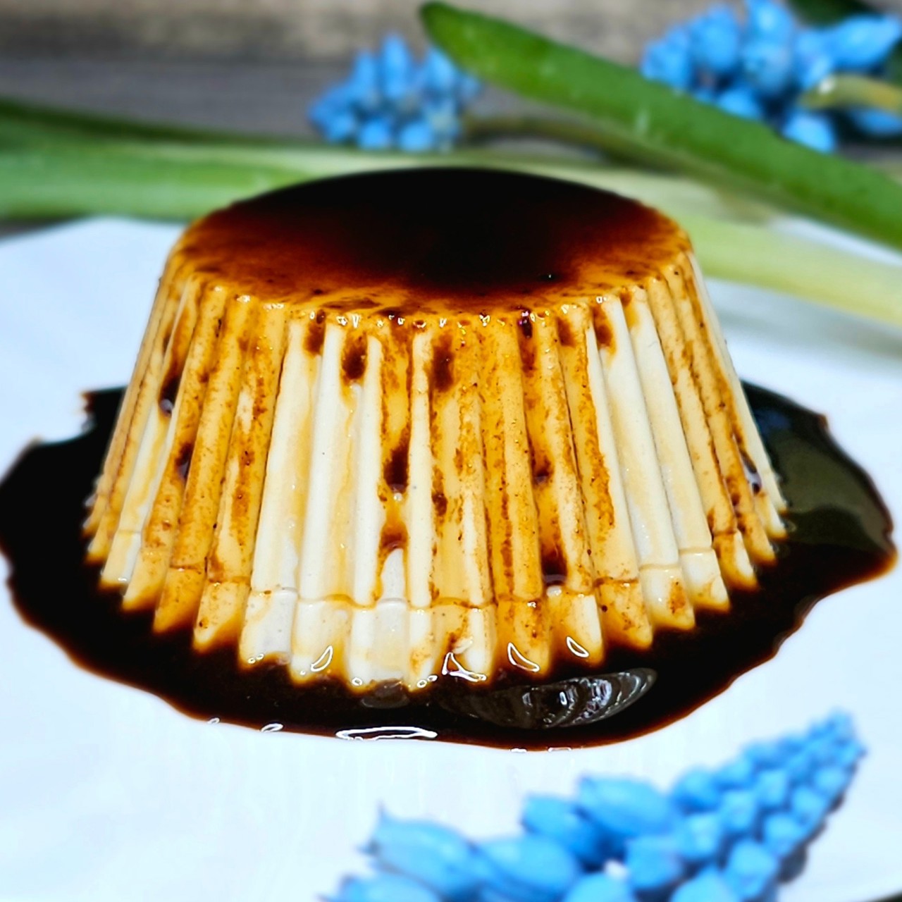 Панна-котта в сиропе из шелковицы