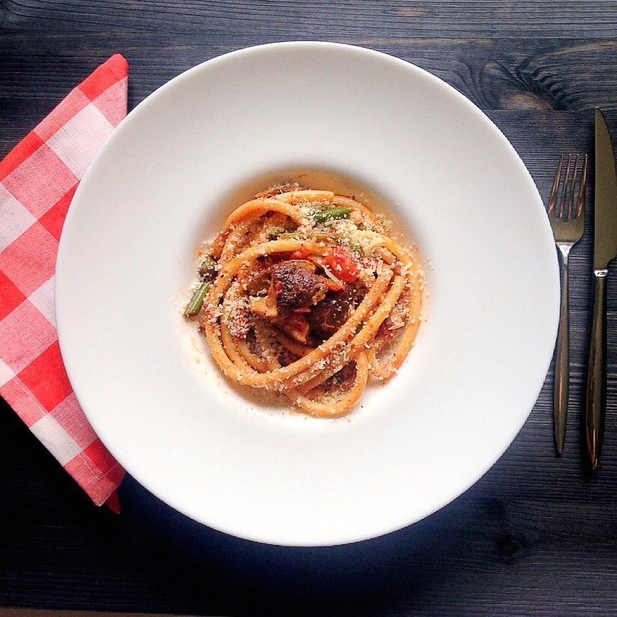 Паста макарончини с белыми грибами и стручковой фасолью