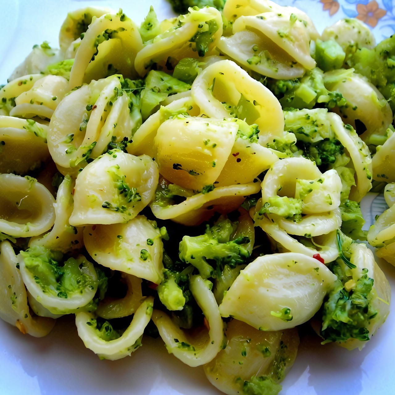 Паста орекьетте с брокколи
