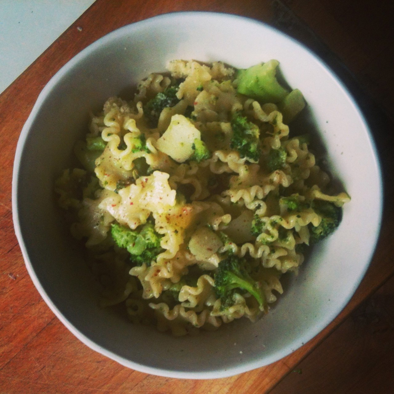 Паста с брокколи и песто