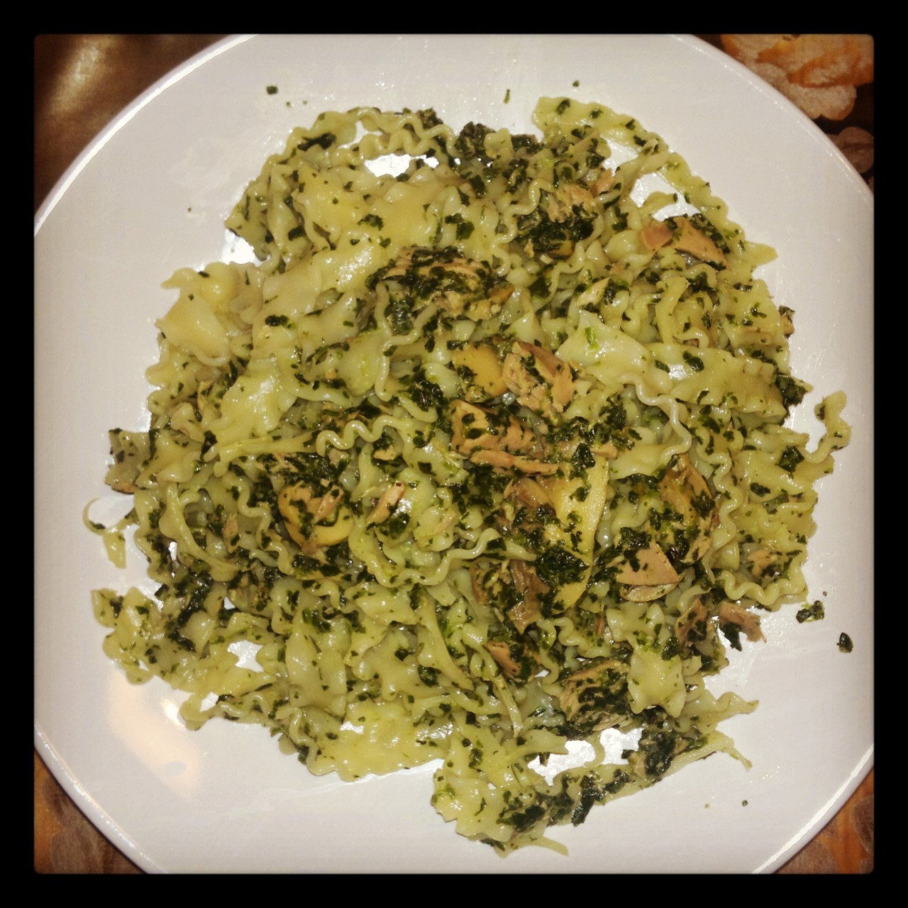 Паста с тунцом и шпинатом