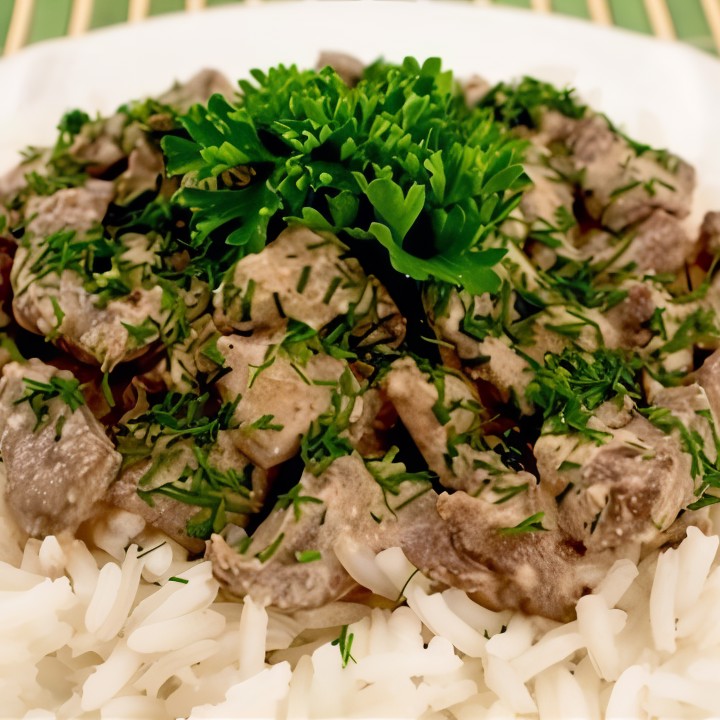 Печень по-строгановски