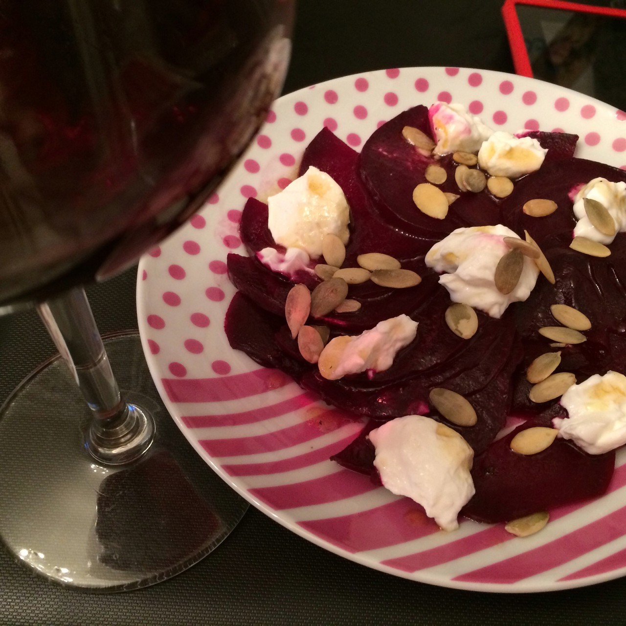 Печеная свекла с сыром