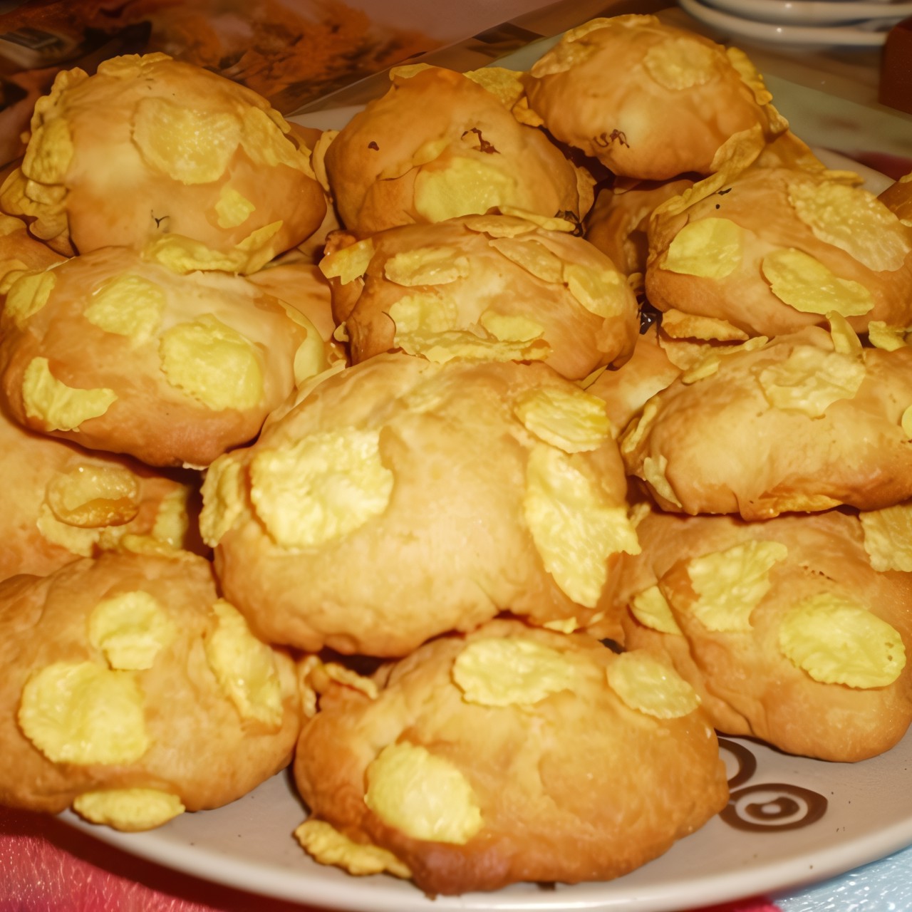 Печенье из кукурузной муки с изюмом «Пустынные розочки»