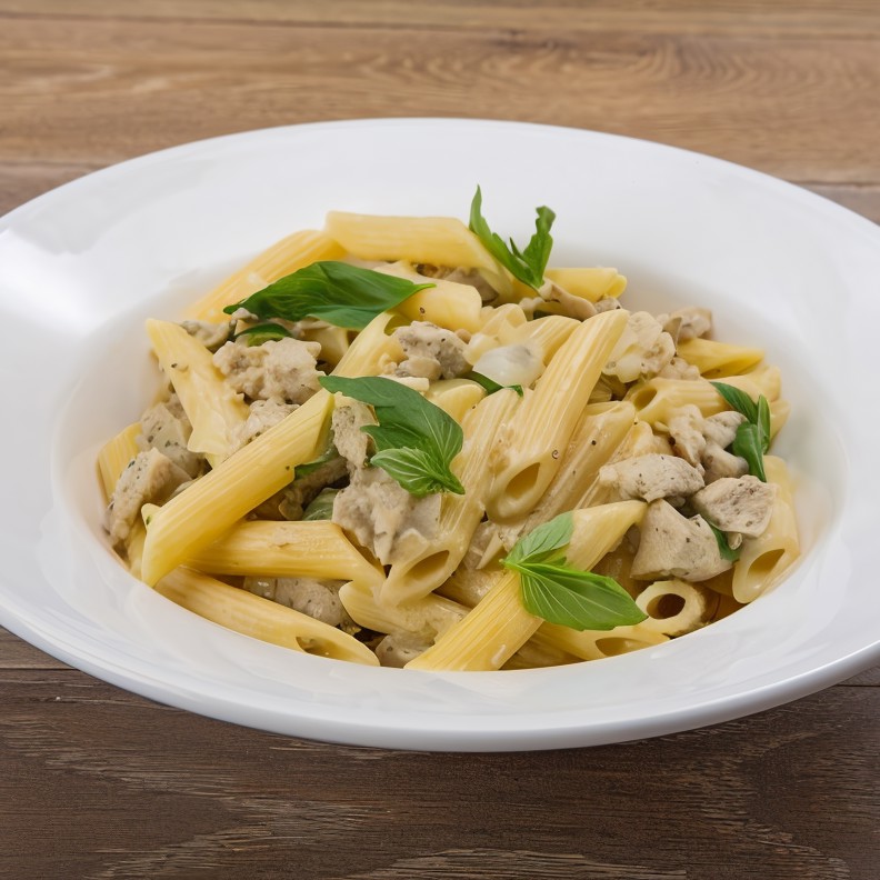 Пенне с колбасками и горчицей