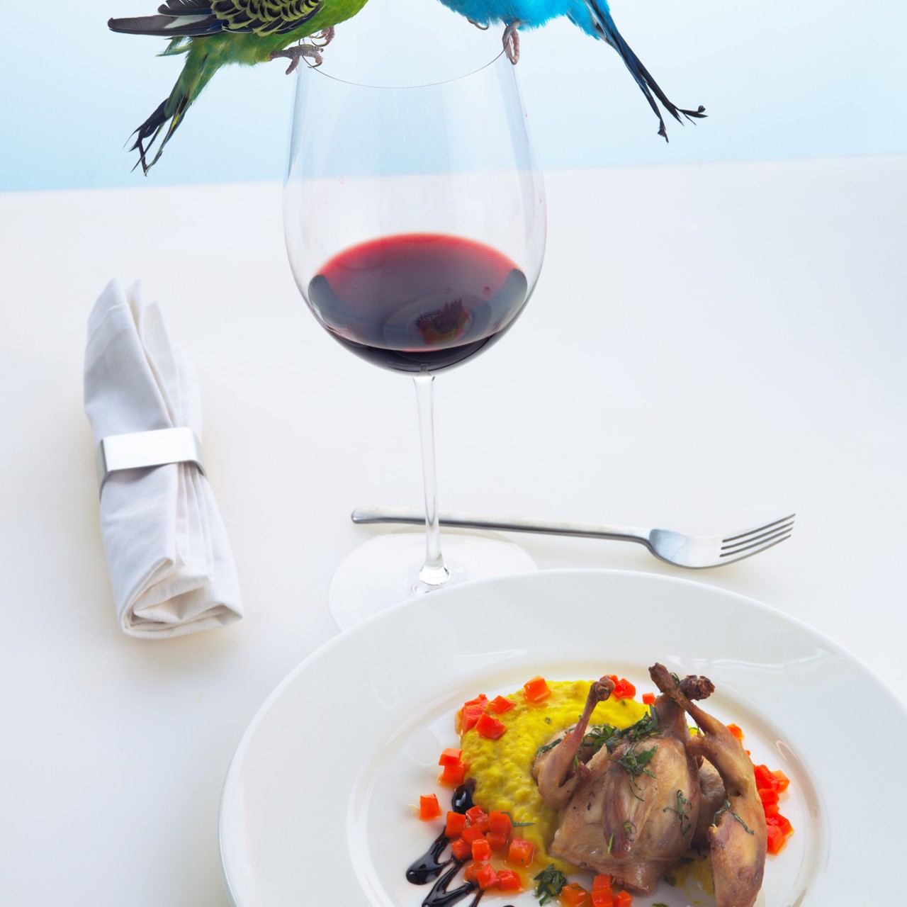 Перепелки конфи c картофельным пюре и глазированной морковью