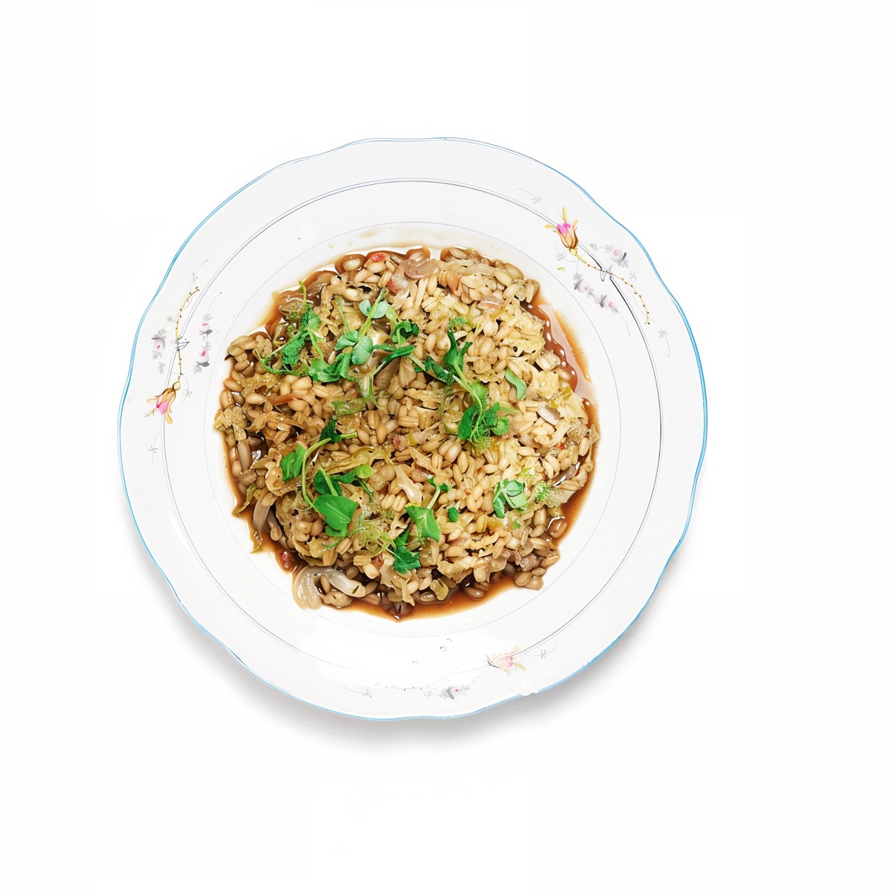 Перловка, томленая с гранатовым соусом и савойской капустой