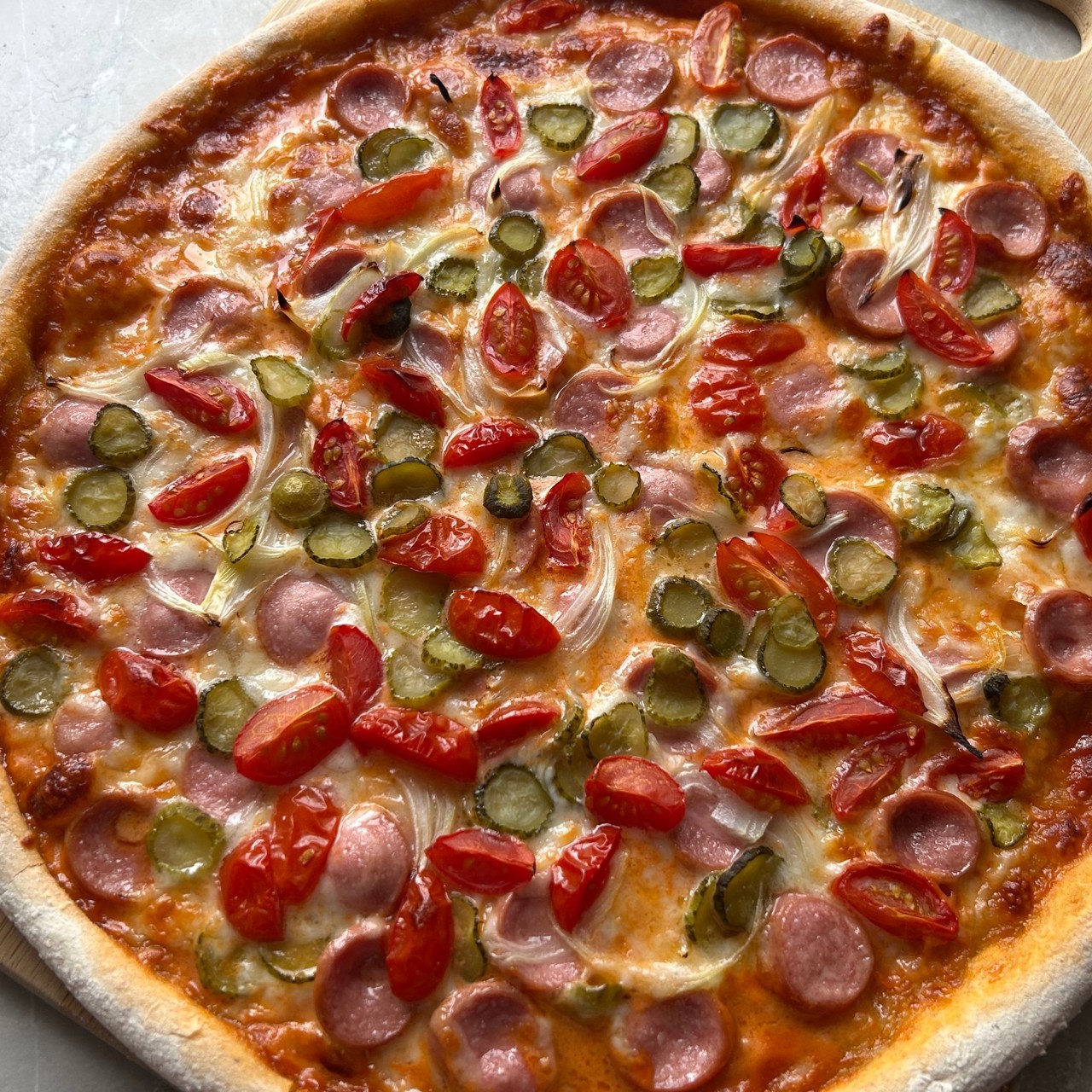 Пицца по-домашнему на дрожжевом тесте