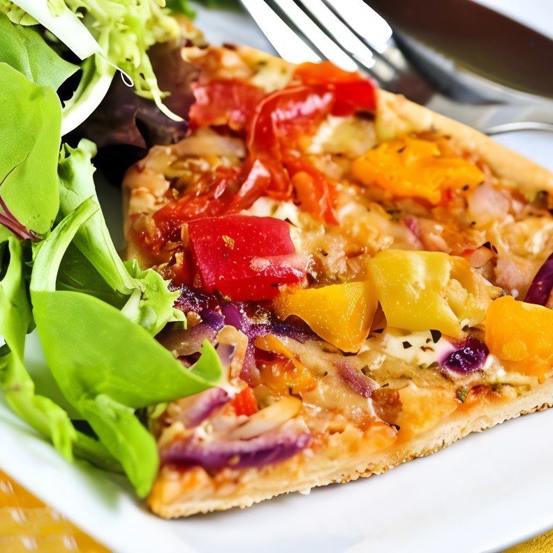 Пицца с помидорами, сельдереем, перцем, цукини и двумя видами сыра