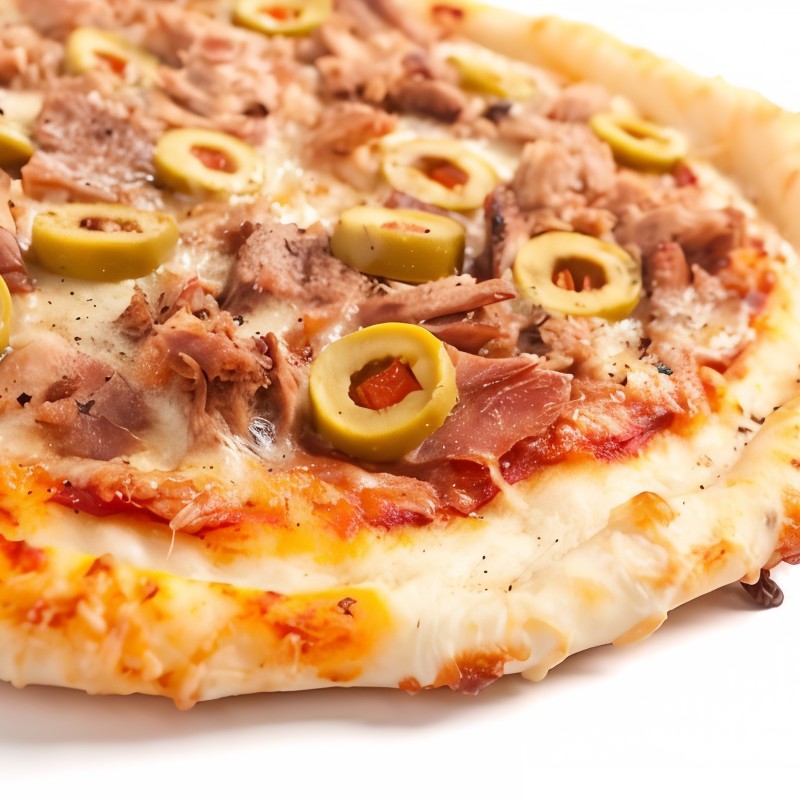 Пицца с тунцом и маслинами