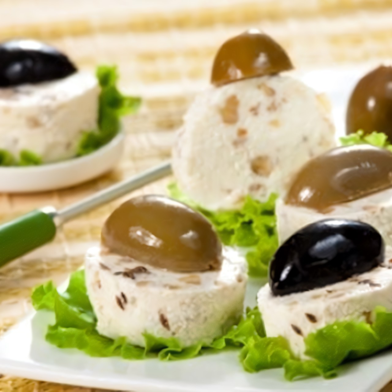 Пикантная закуска из фетаксы