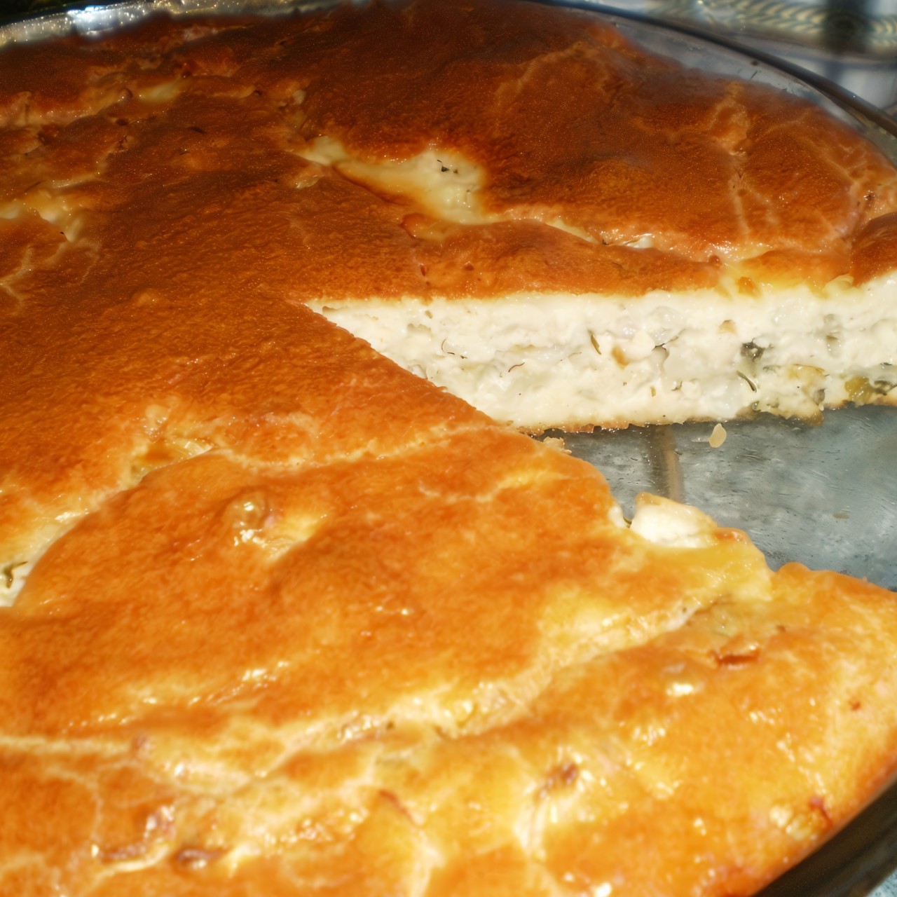 Пирог с капустой, мясом и зеленью