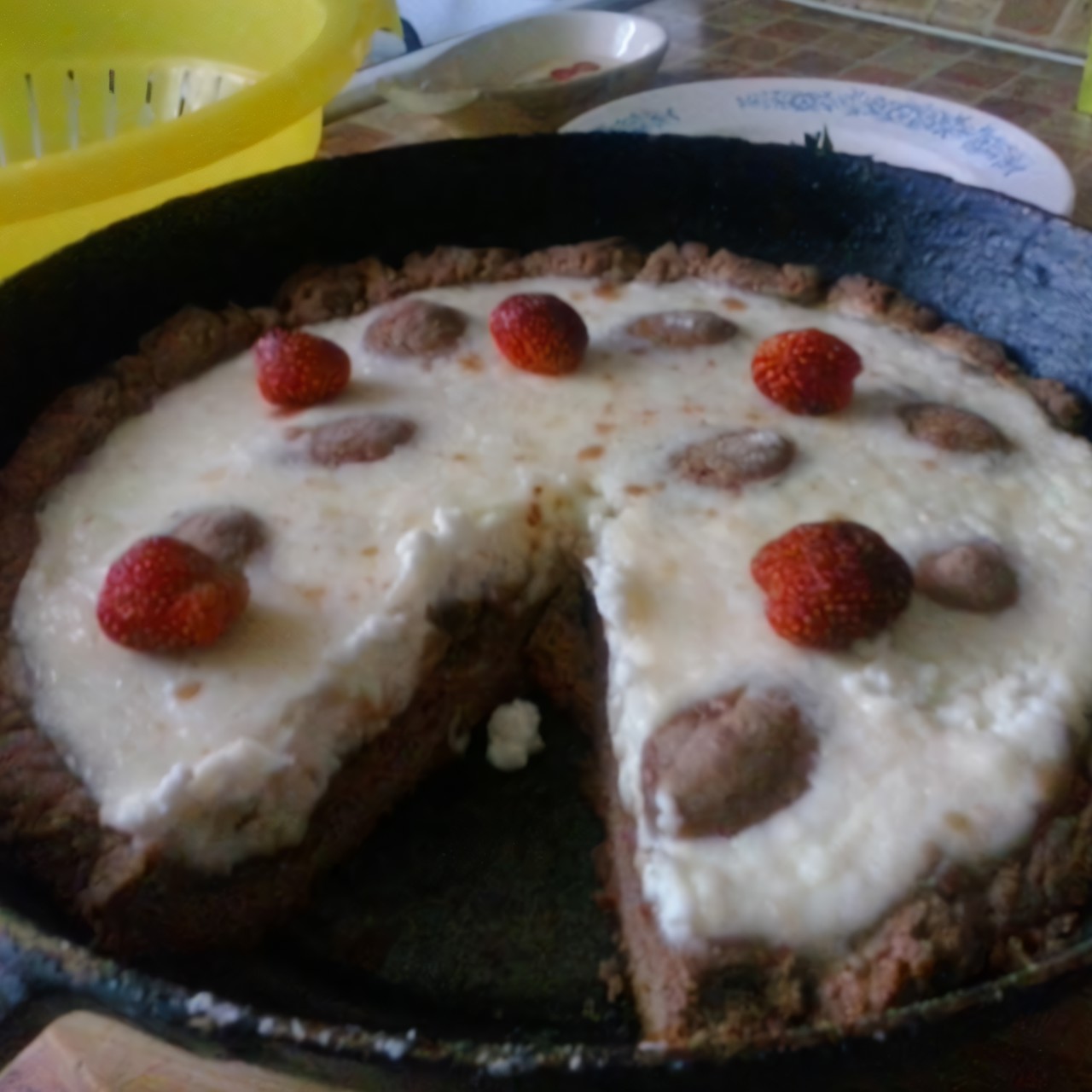 Пирог с творожным кремом