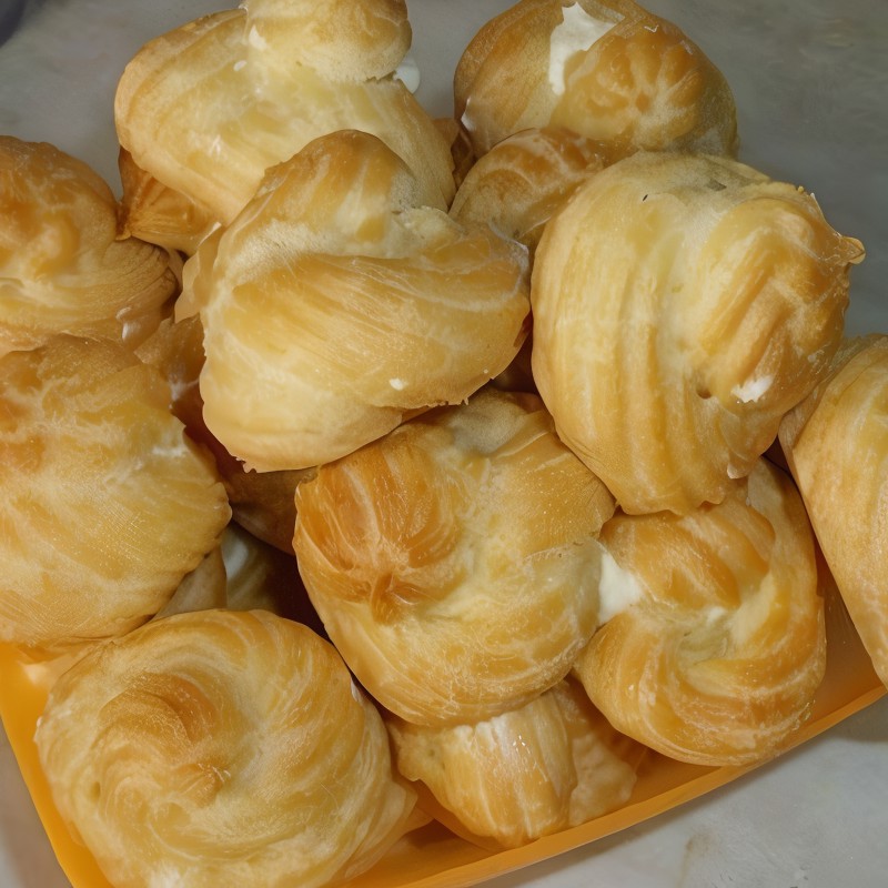 Пирожные заварные со сливочным кремом