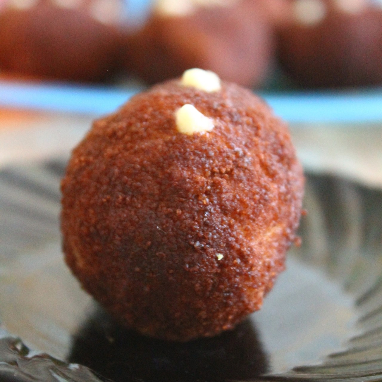 Пирожное «Картошка» из домашнего бисквита