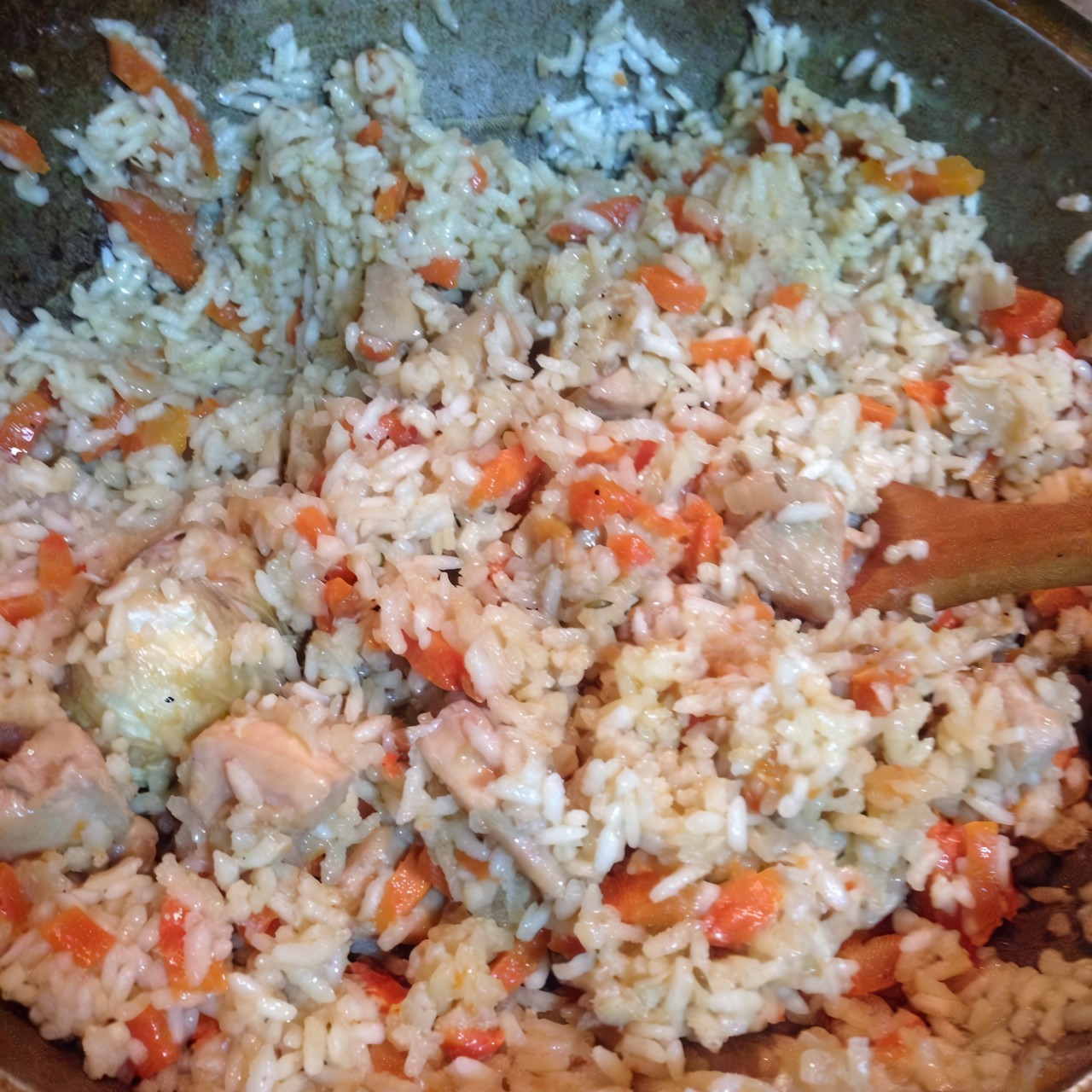 Плов с медовой курицей