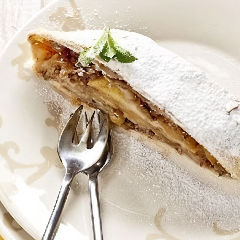 Постный яблочный штрудель