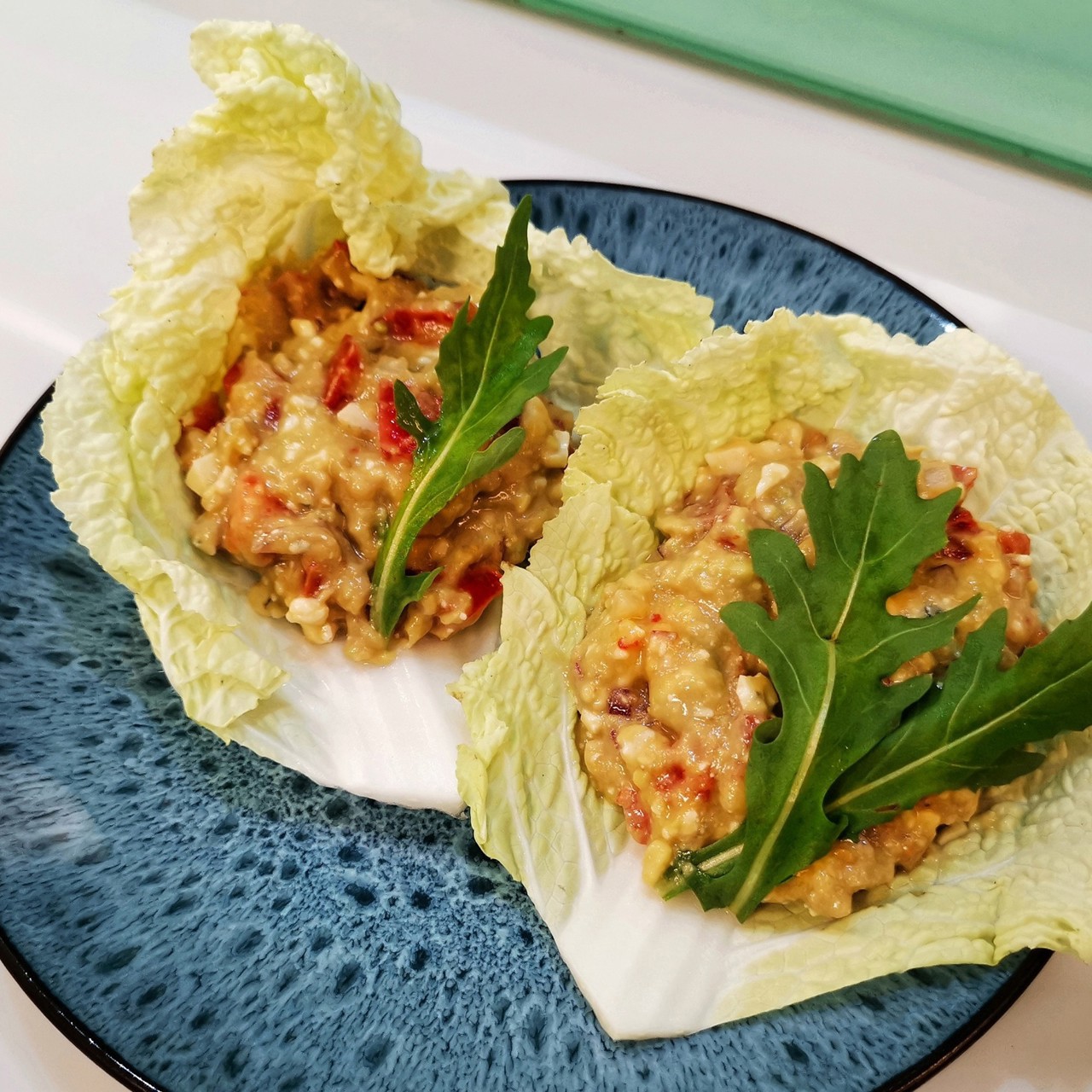 ПП-бутерброды из пекинской капусты