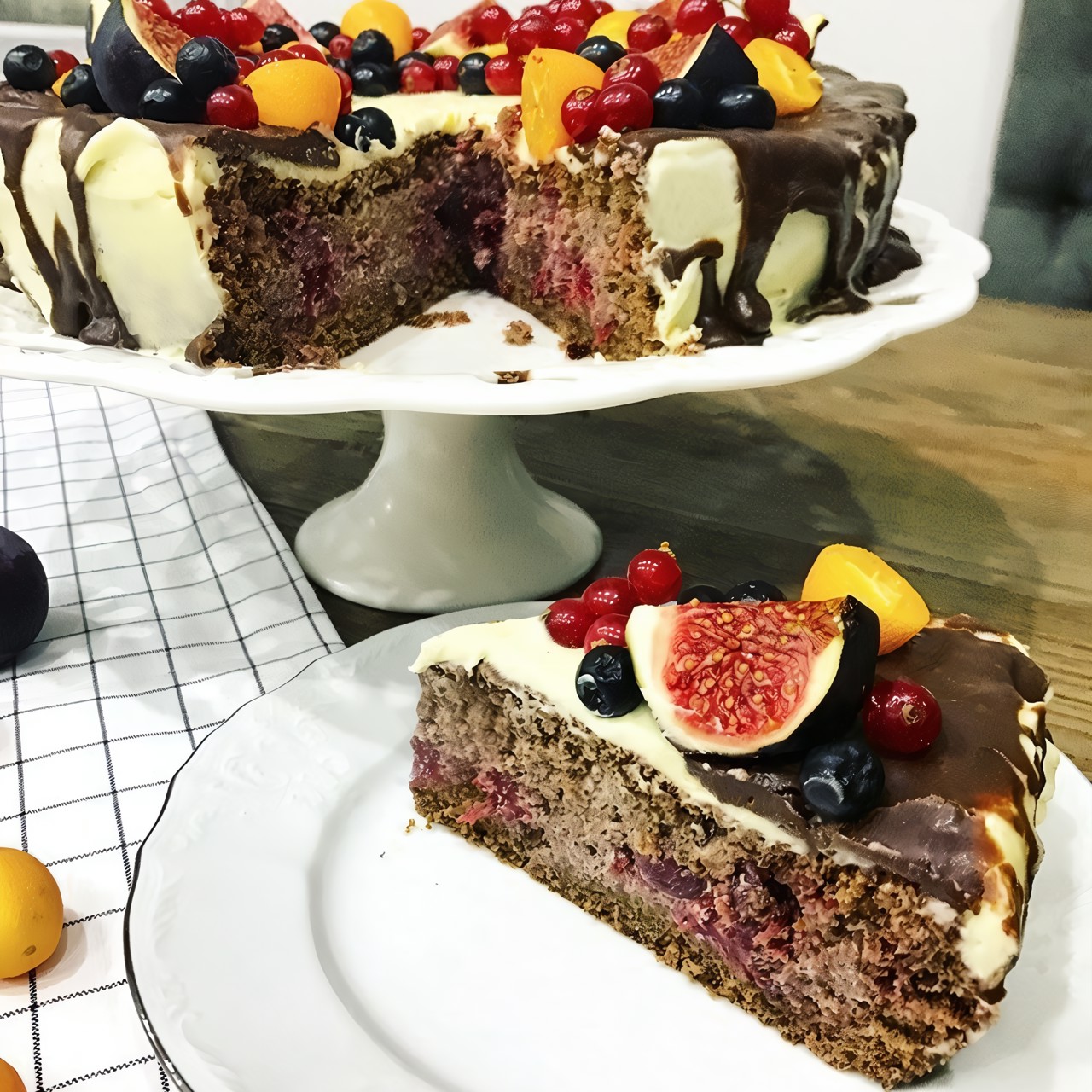 Праздничный торт «Пьяная вишня»