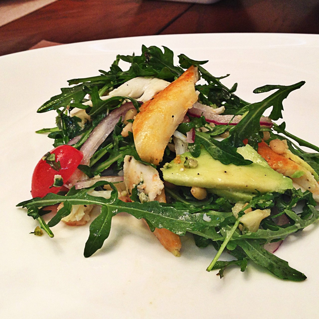 Пряная руккола с камчатским крабом