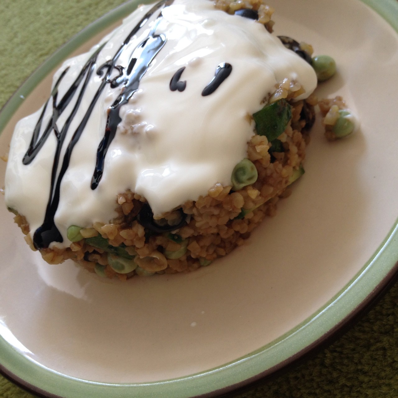 Пшеничная каша-пицца с оливками