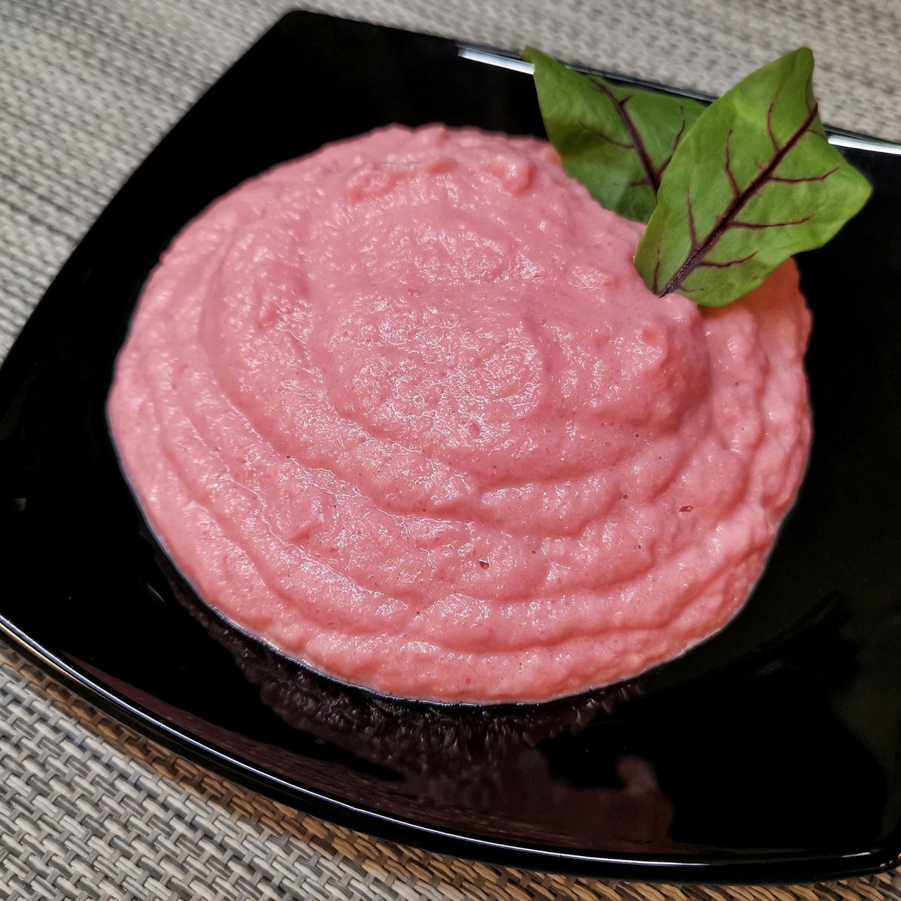 Пюре из цветной капусты со свеклой