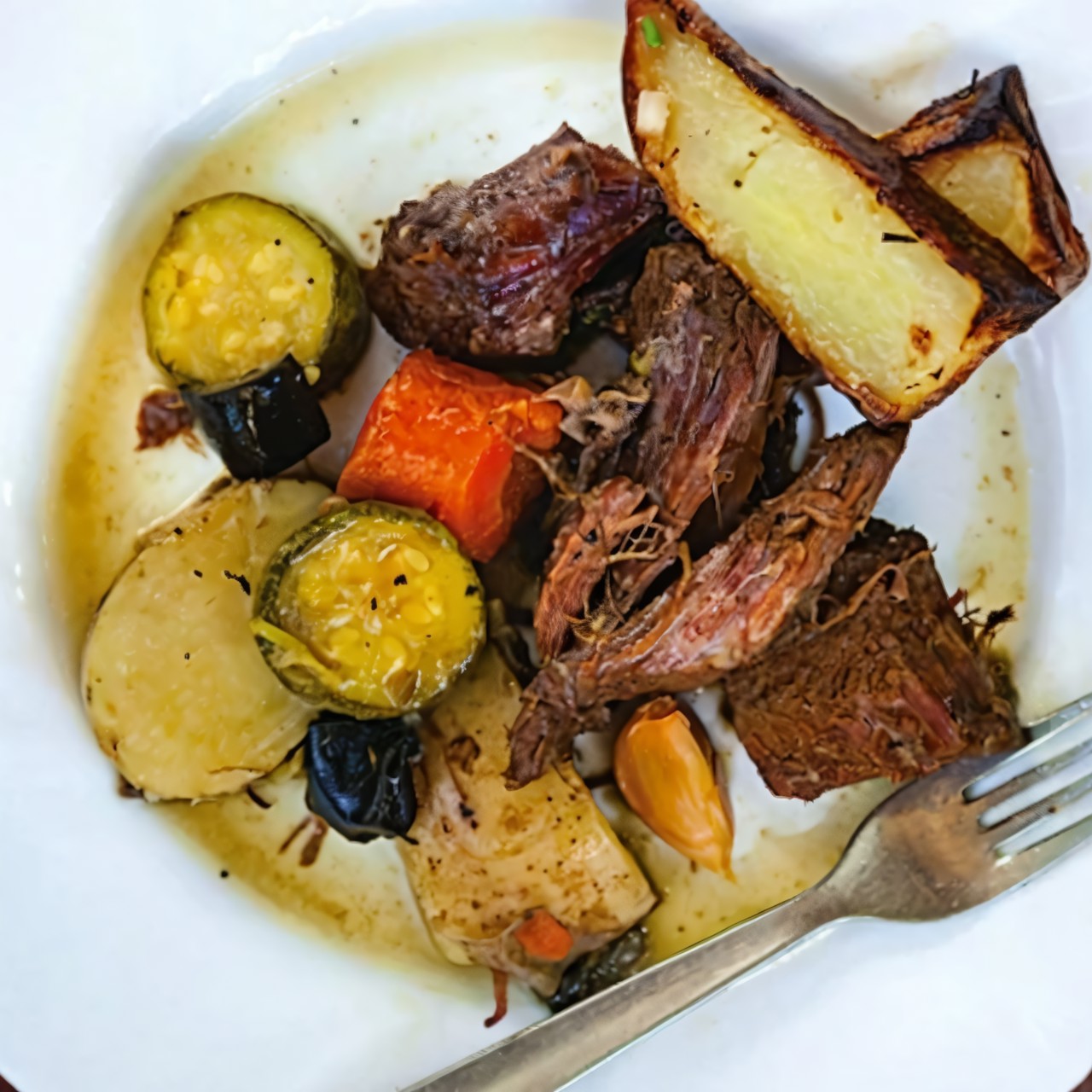 Рагу из говядины с сухофруктами