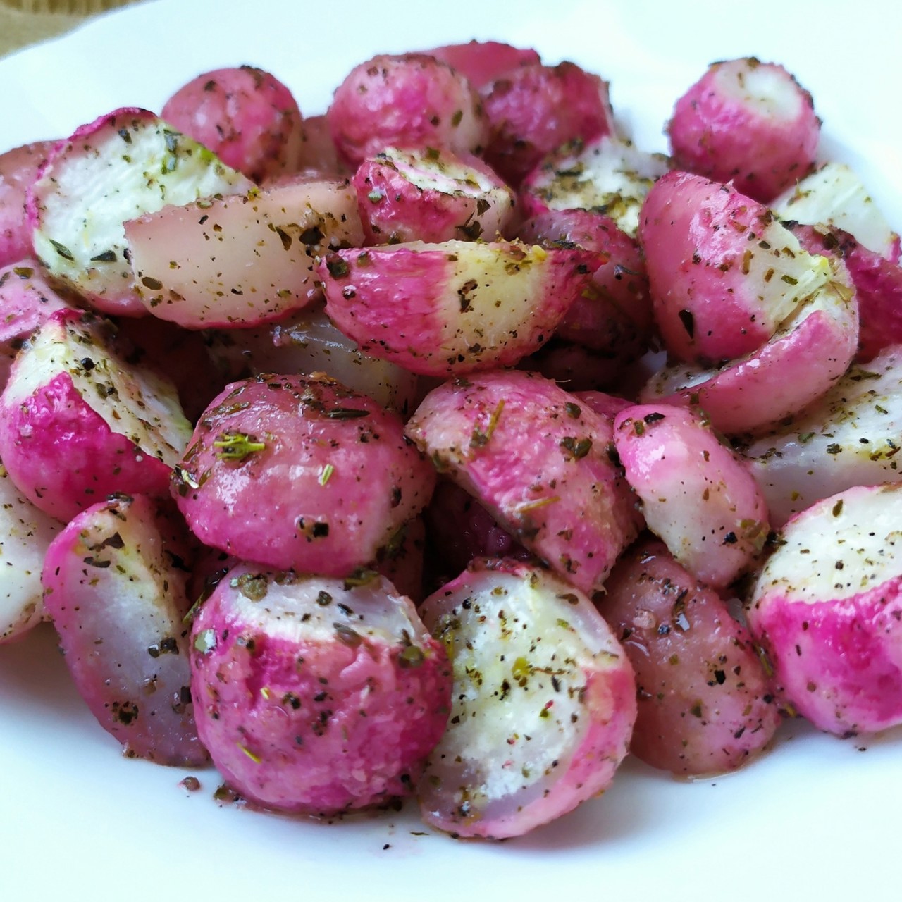 Редис, запеченный с прованскими травами