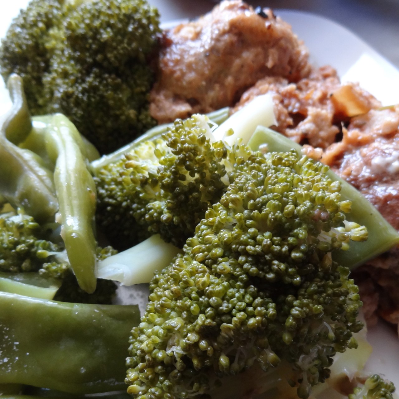 Рыбные фрикадельки в кисло-сладком кокосовом соусе