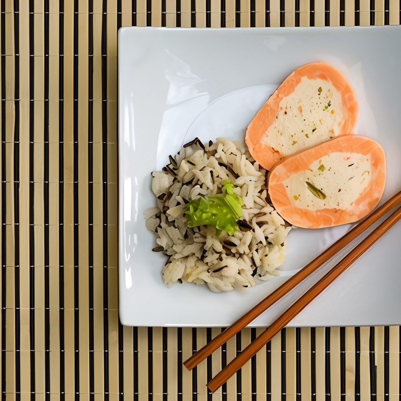 Рыбный рулет с яйцом и зеленью