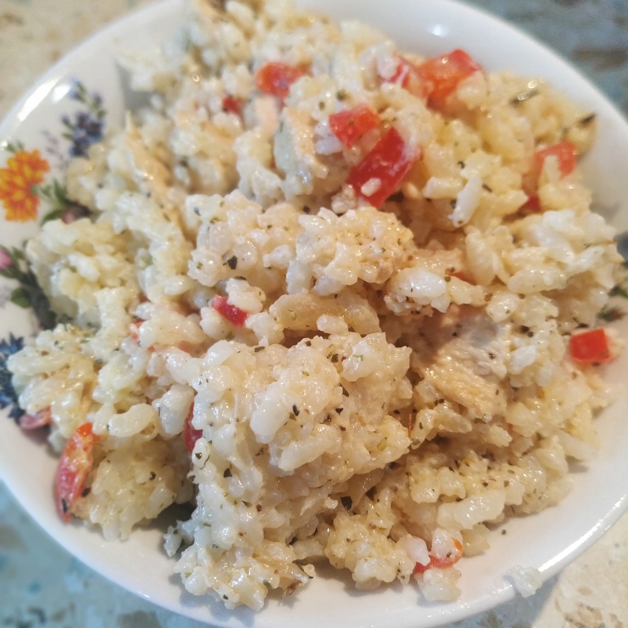 Ризотто с курицей в сливочном соусе