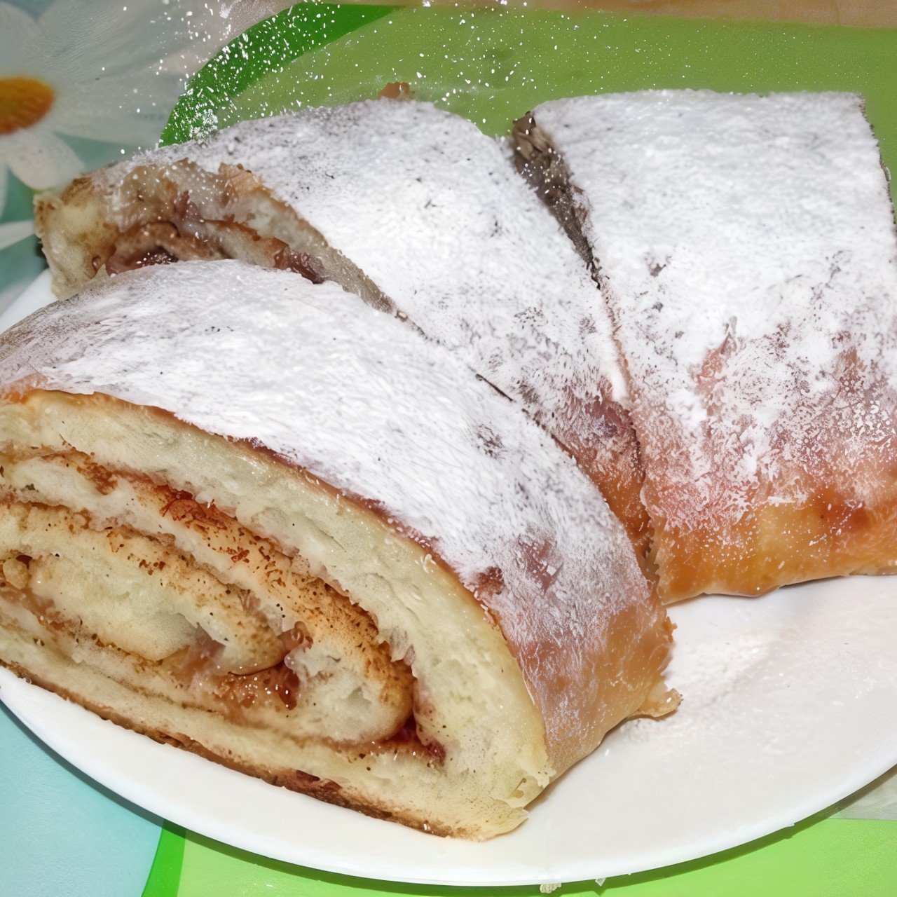 Рулет с корицей