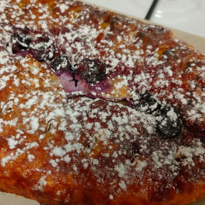 Рулет с тыквой и яблоками