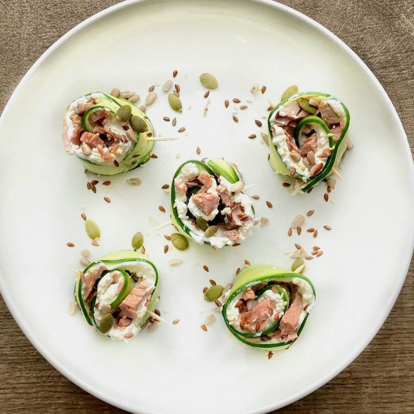 Рулетики из индейки и творожного сыра