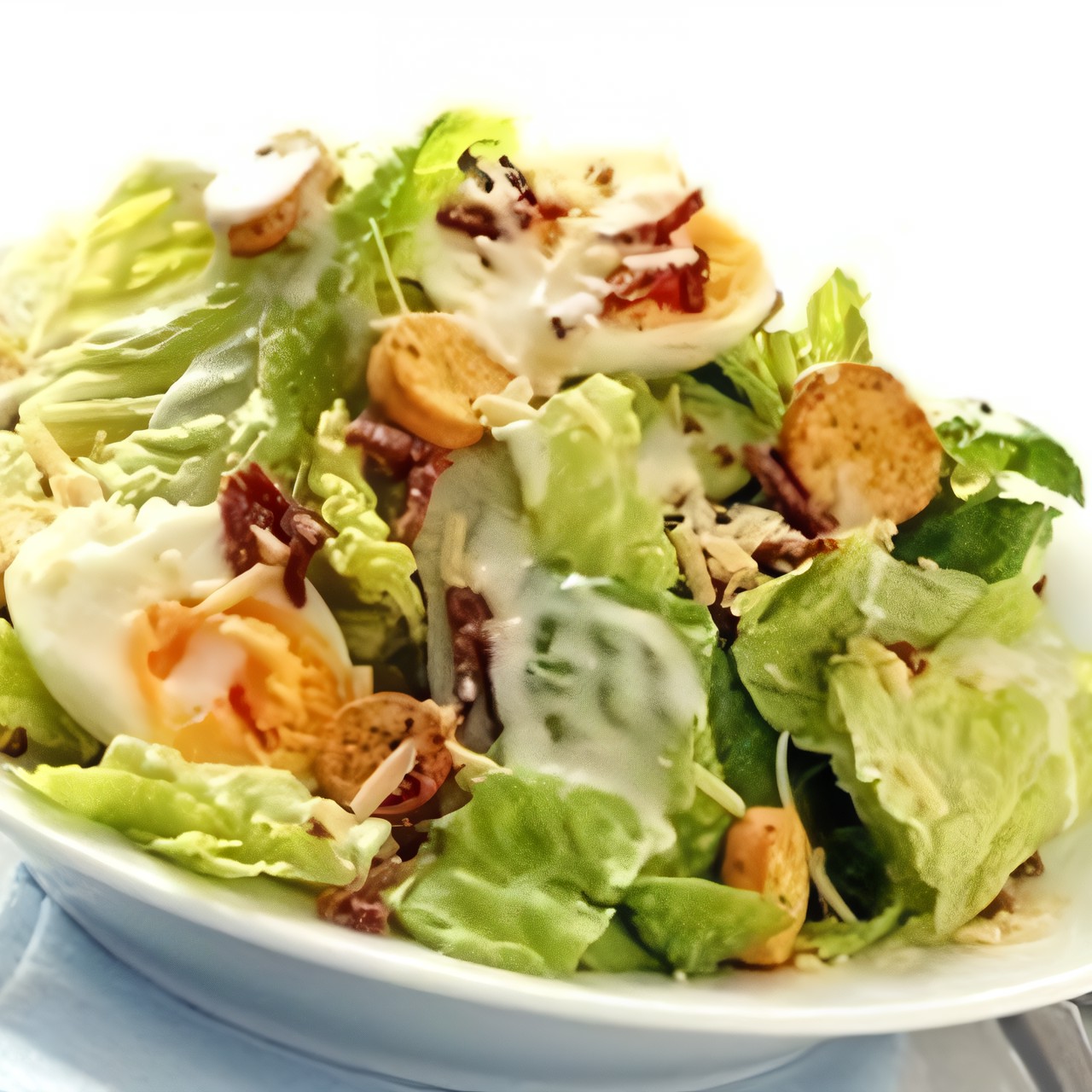 Салат «Цезарь» с палтусом