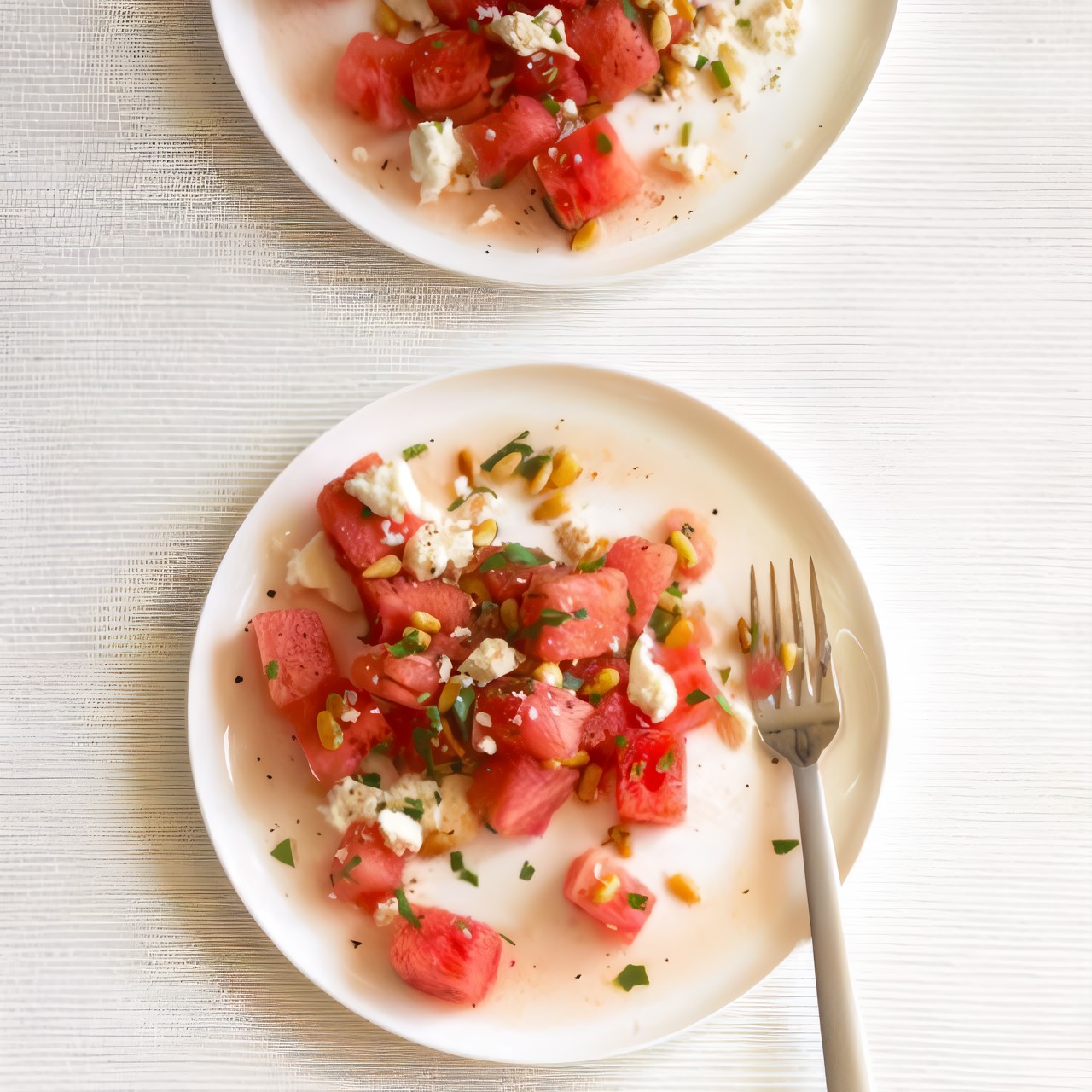 Салат из арбуза с брынзой