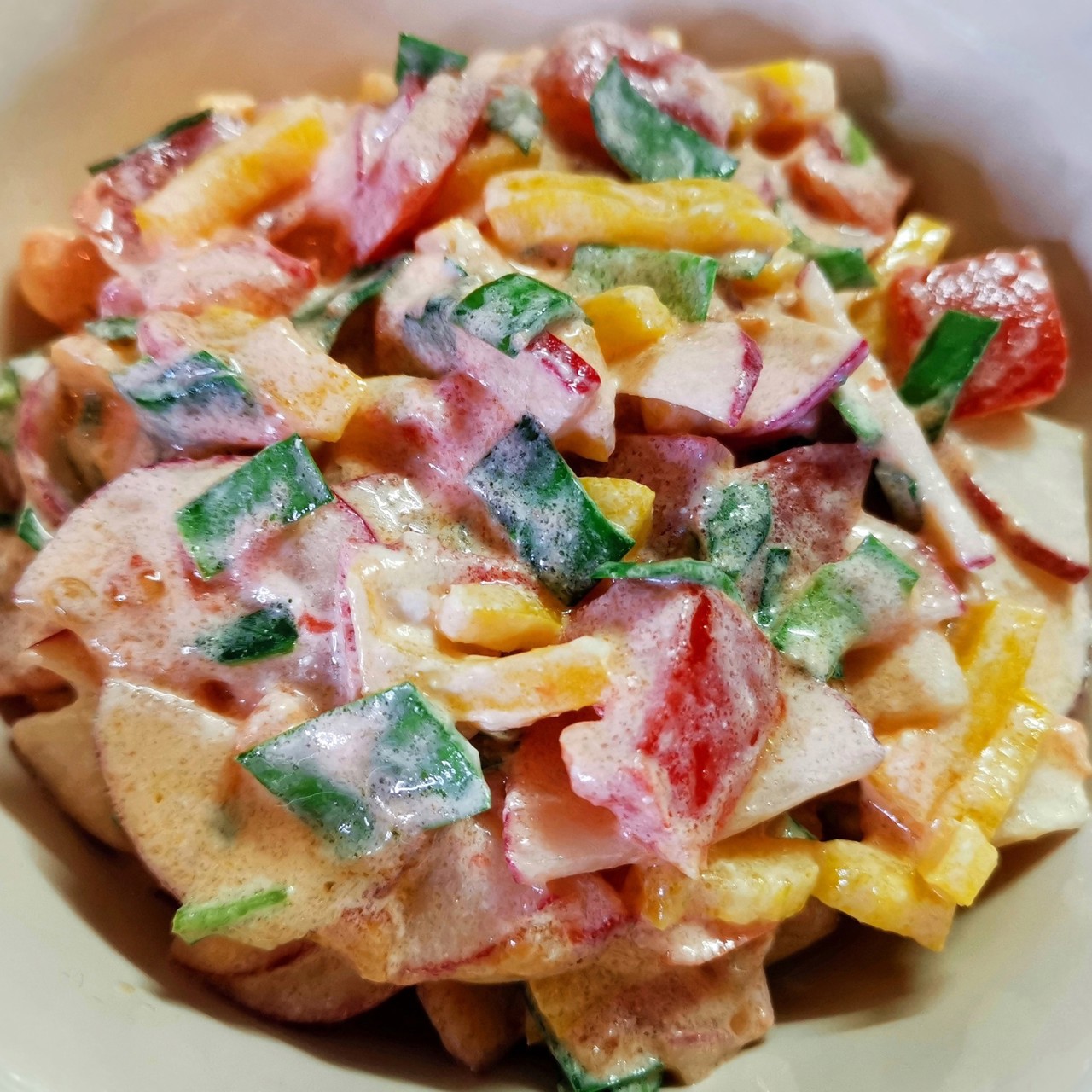 Салат из помидоров и перца